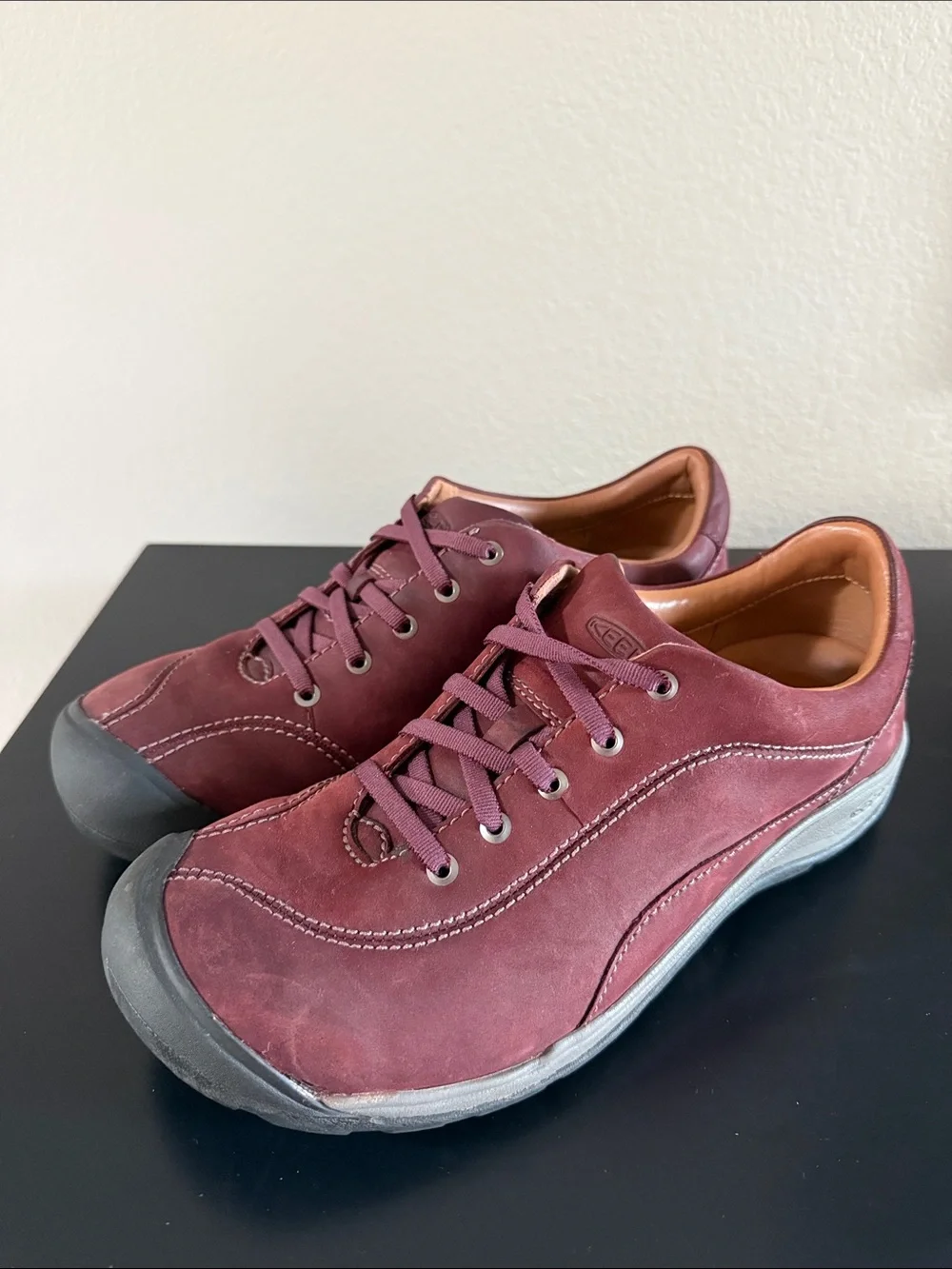 KEEN Women's Burgundy Leather Lace-Up Sneakers